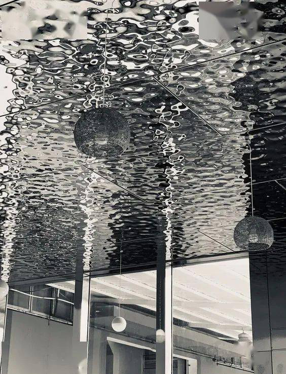 裝飾幕墻用水波紋不銹鋼扭曲板,高貴與典雅的空間藝術(shù)-司孚特不銹鋼制品加工生產(chǎn)(圖1) 2dbb971d3d8448bf9c4147ac80f1b2b4.jpeg