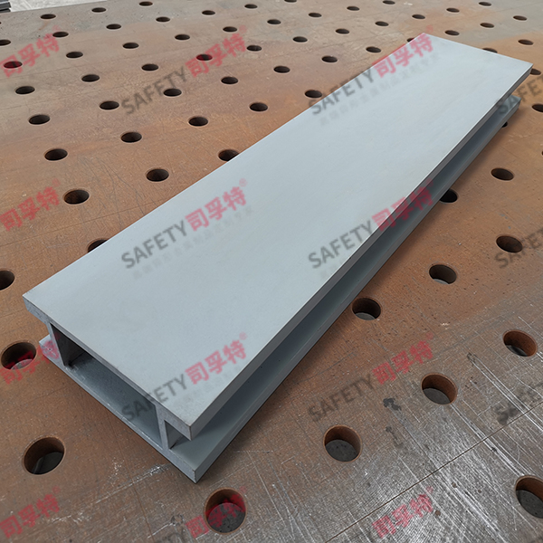 氟碳噴涂H型焊接氟碳噴涂精制鋼型材(圖3) 氟碳噴涂H型焊接氟碳噴涂精制鋼型材(圖3)